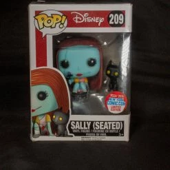 Pop! Daddy #209 Sally (Seated) | Disney POP! DISNEY