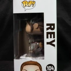 Pop! Daddy #104 Rey (W/ Lightsaber) | Star Wars POP! STAR WARS